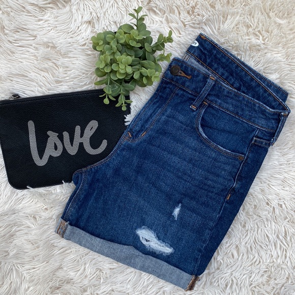 Old Navy Mid Rise Jean Shorts 💗 Dark Wash - Picture 2 of 13
